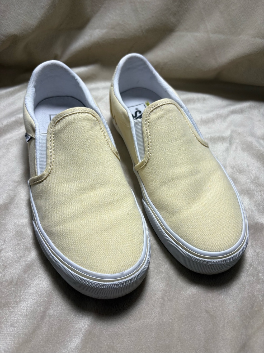 Vans Classic Slip-On Deluxe Comfort Cream Canvas Sneakers Women’s 9